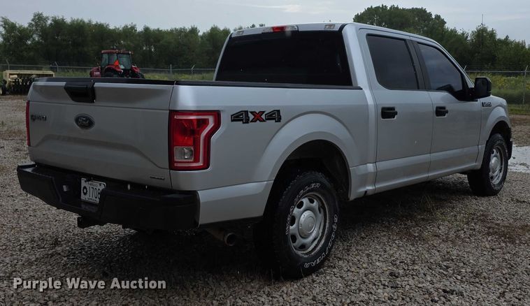 image for item EF3865 2016 Ford  F150 XL SuperCrew pickup truck