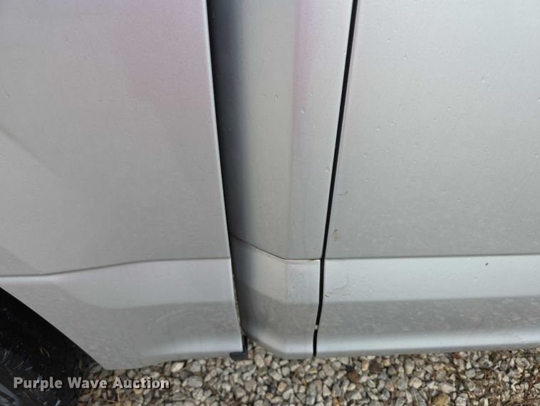 image for item EF3865 2016 Ford  F150 XL SuperCrew pickup truck