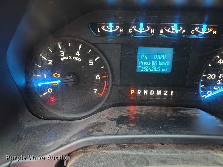 image for item EF3865 2016 Ford  F150 XL SuperCrew pickup truck