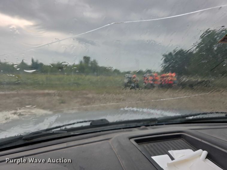 image for item EF3865 2016 Ford  F150 XL SuperCrew pickup truck