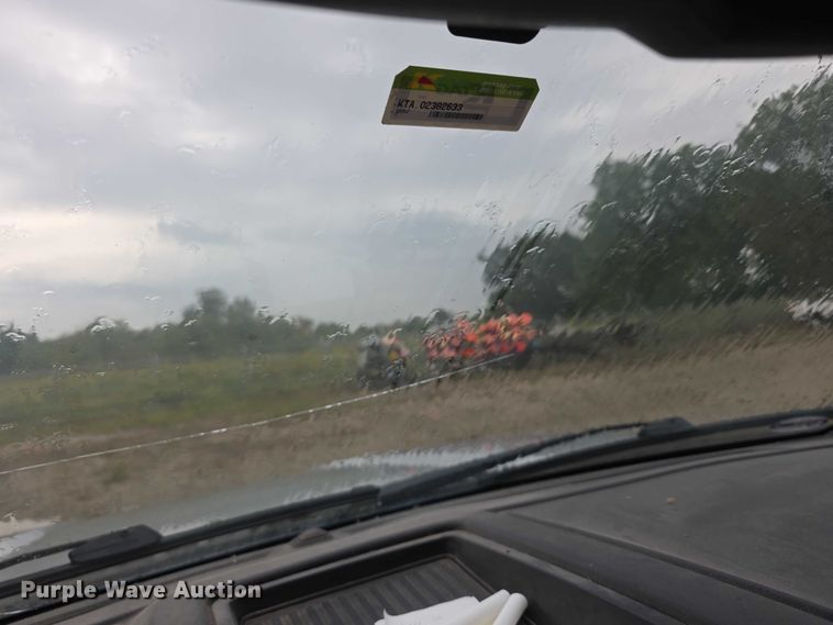 image for item EF3865 2016 Ford  F150 XL SuperCrew pickup truck