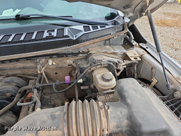 image for item EF3865 2016 Ford  F150 XL SuperCrew pickup truck