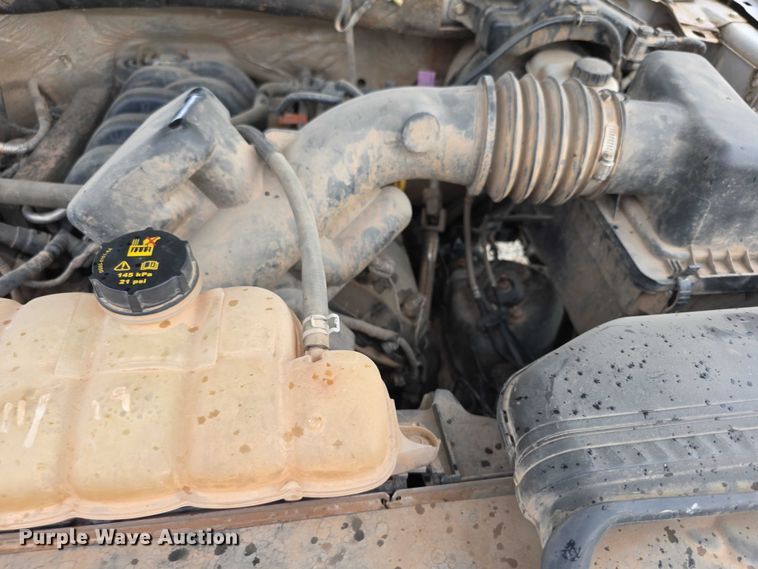 image for item EF3865 2016 Ford  F150 XL SuperCrew pickup truck