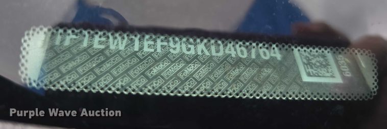 image for item EF3865 2016 Ford  F150 XL SuperCrew pickup truck