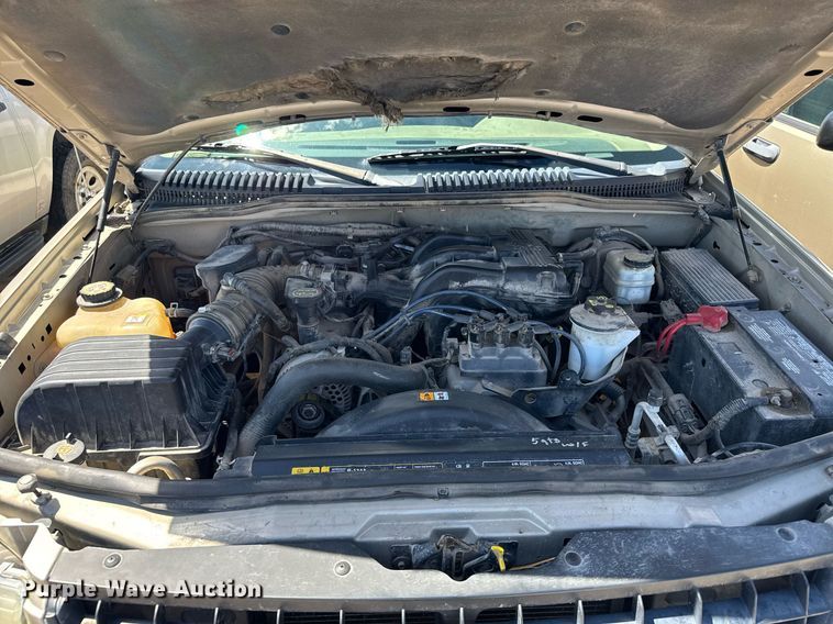 image for item EG6413 2005 Ford Explorer SUV