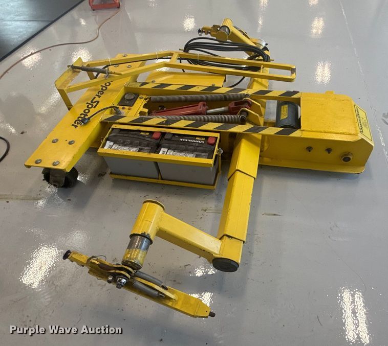 image for item EG8243 Chopper Spotter helicopter tug