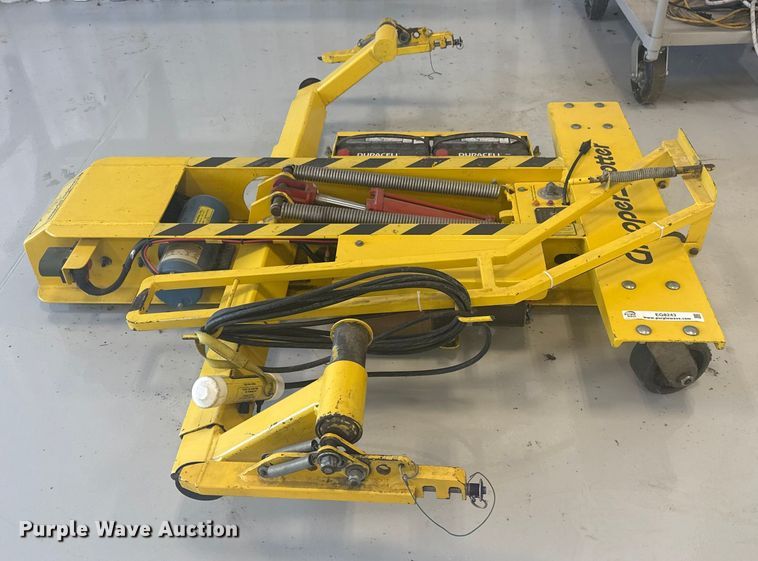 image for item EG8243 Chopper Spotter helicopter tug