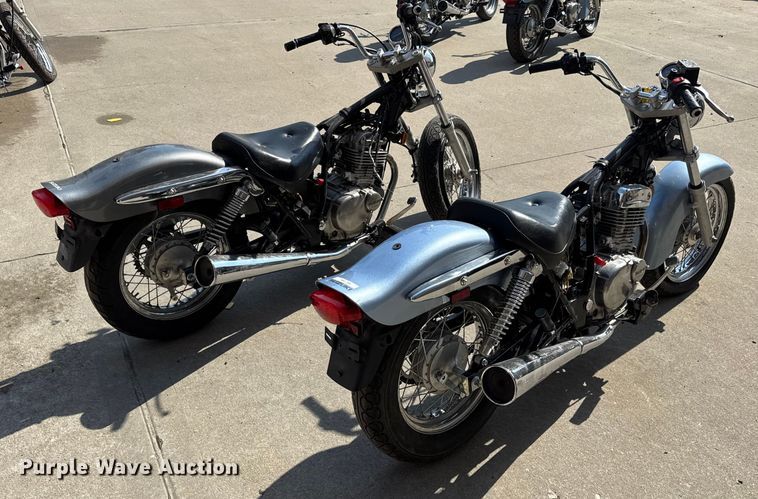 image for item EH7480 (2) Suzuki GZ250 motorcycles