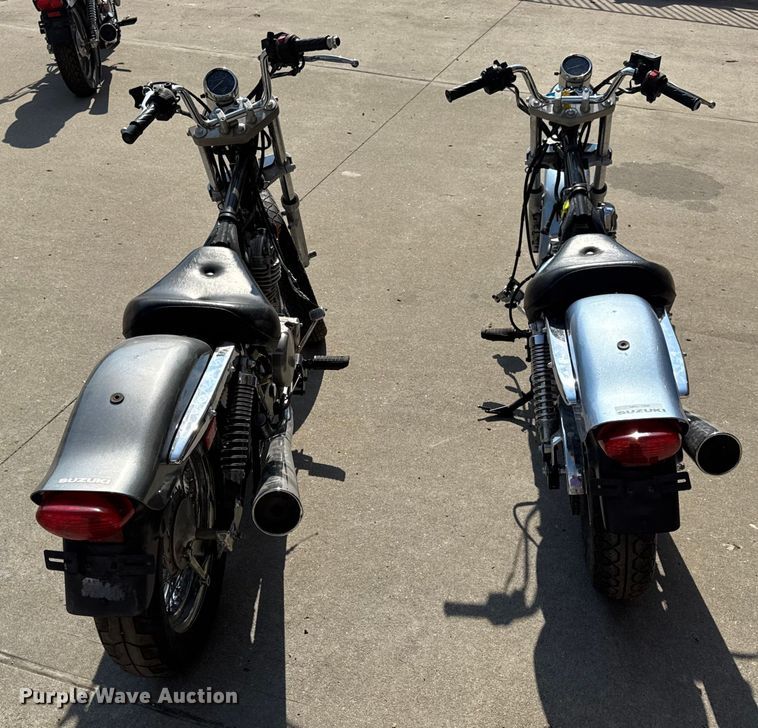 image for item EH7480 (2) Suzuki GZ250 motorcycles