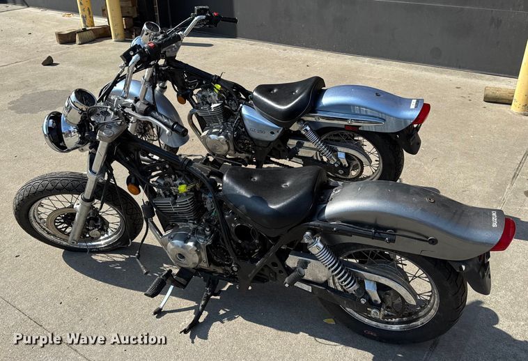 image for item EH7480 (2) Suzuki GZ250 motorcycles