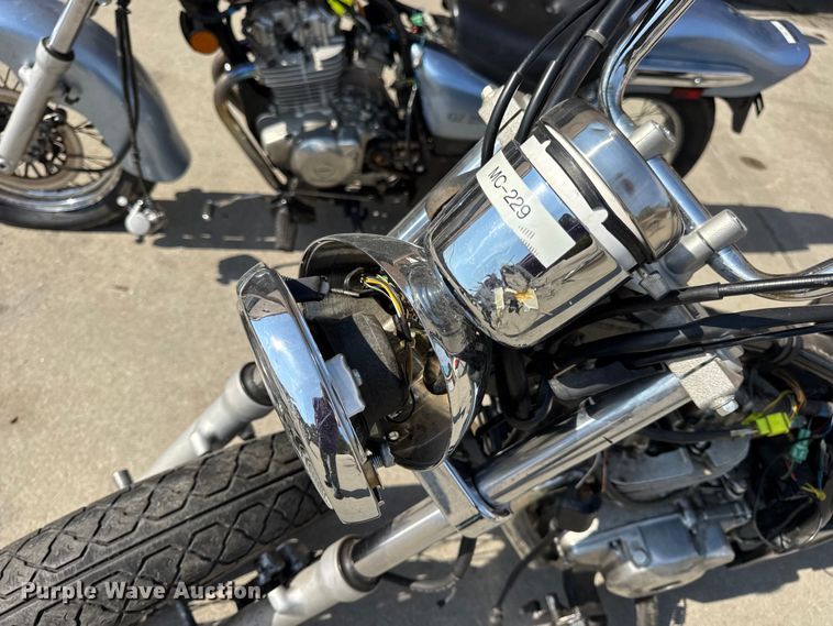 image for item EH7480 (2) Suzuki GZ250 motorcycles