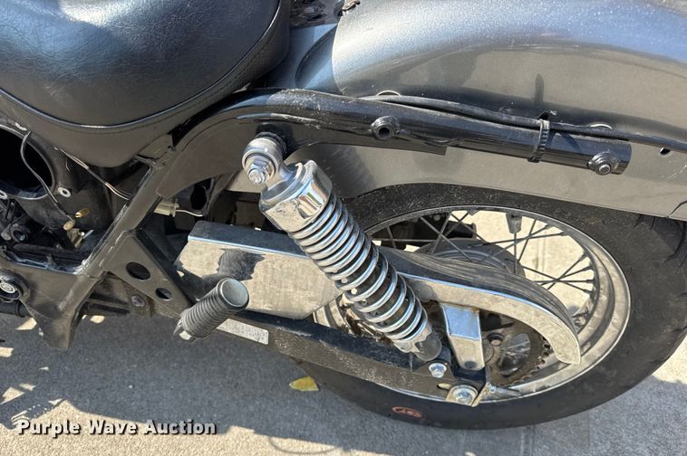 image for item EH7480 (2) Suzuki GZ250 motorcycles