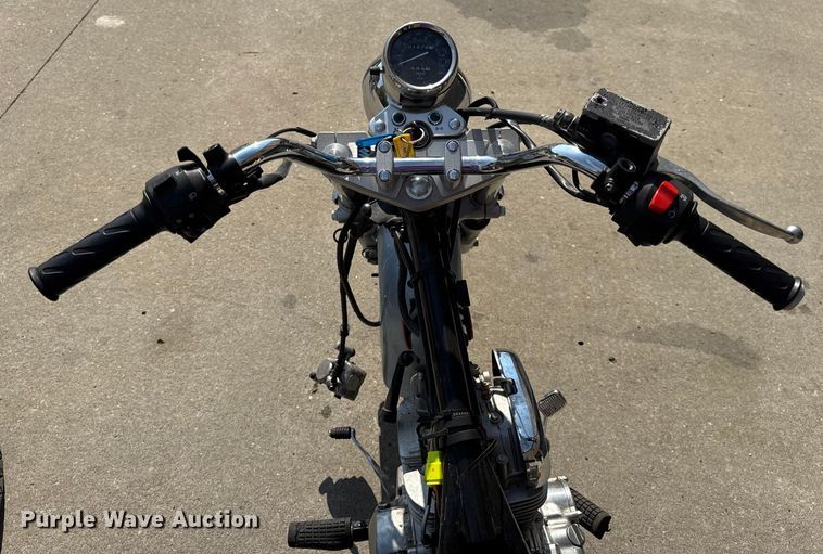 image for item EH7480 (2) Suzuki GZ250 motorcycles