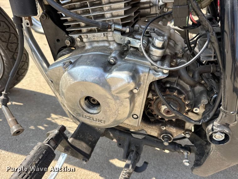 image for item EH7480 (2) Suzuki GZ250 motorcycles