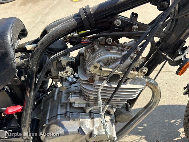 image for item EH7480 (2) Suzuki GZ250 motorcycles