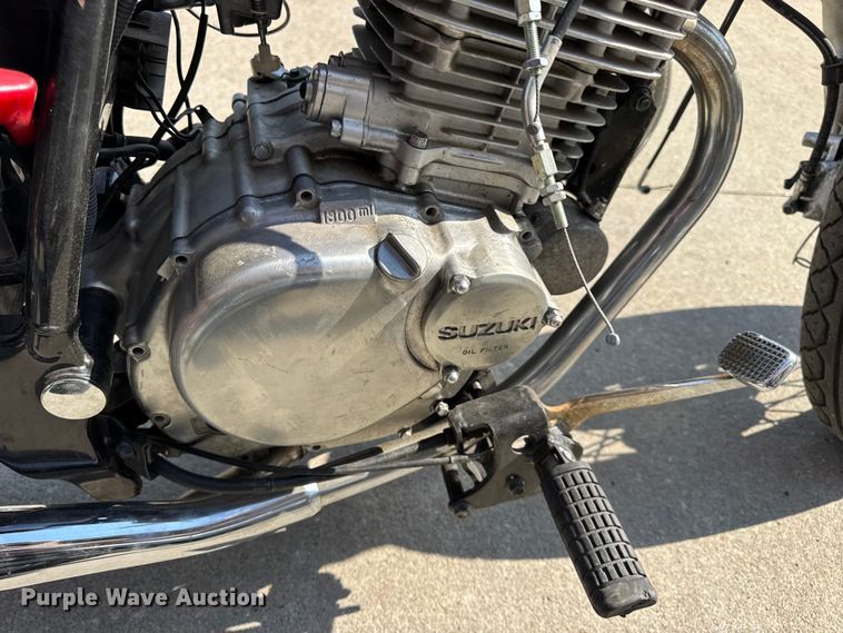 image for item EH7480 (2) Suzuki GZ250 motorcycles