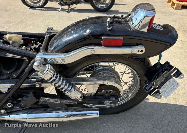 image for item EH7481 2003 Honda Rebel motorcycle