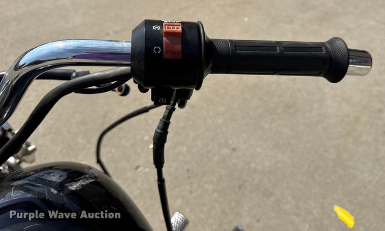 image for item EH7481 2003 Honda Rebel motorcycle