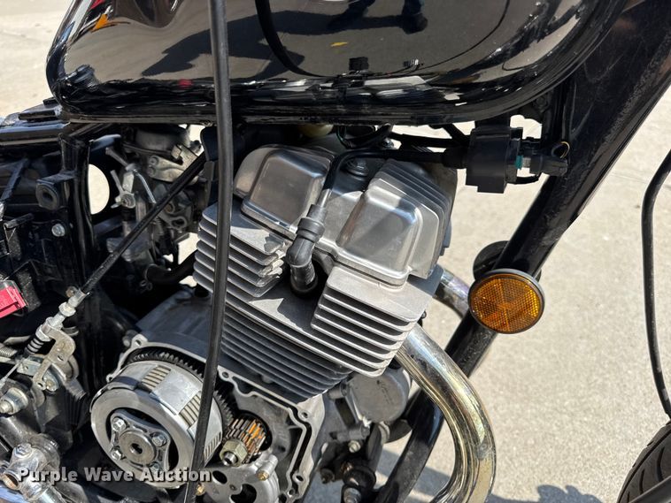 image for item EH7481 2003 Honda Rebel motorcycle