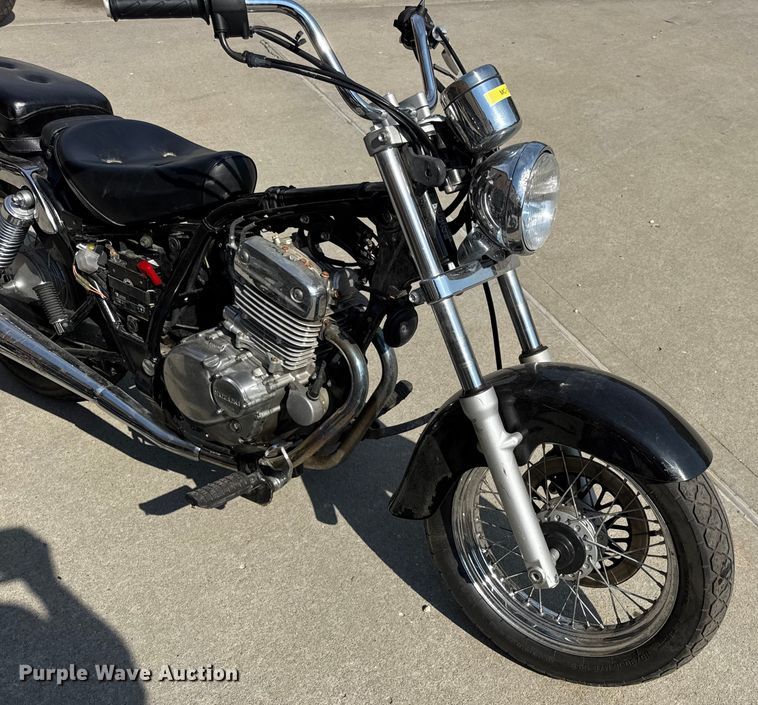 image for item EH7482 (2) Suzuki GZ250 motorcycles