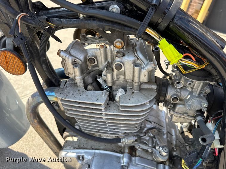 image for item EH7482 (2) Suzuki GZ250 motorcycles