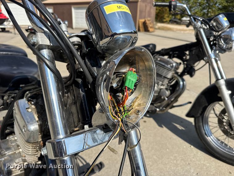 image for item EH7482 (2) Suzuki GZ250 motorcycles