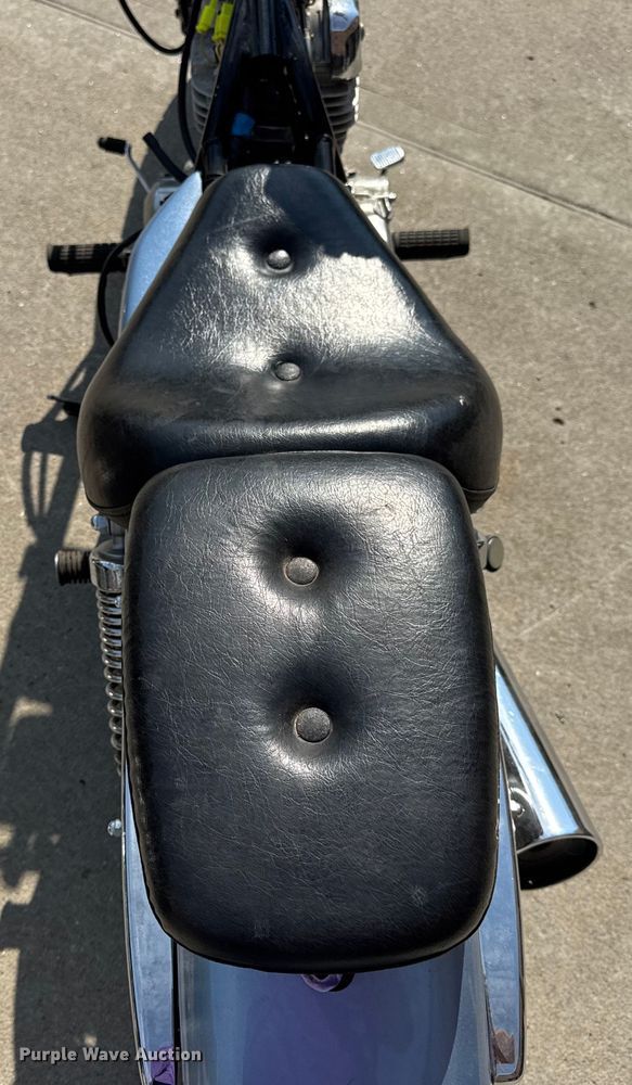 image for item EH7482 (2) Suzuki GZ250 motorcycles