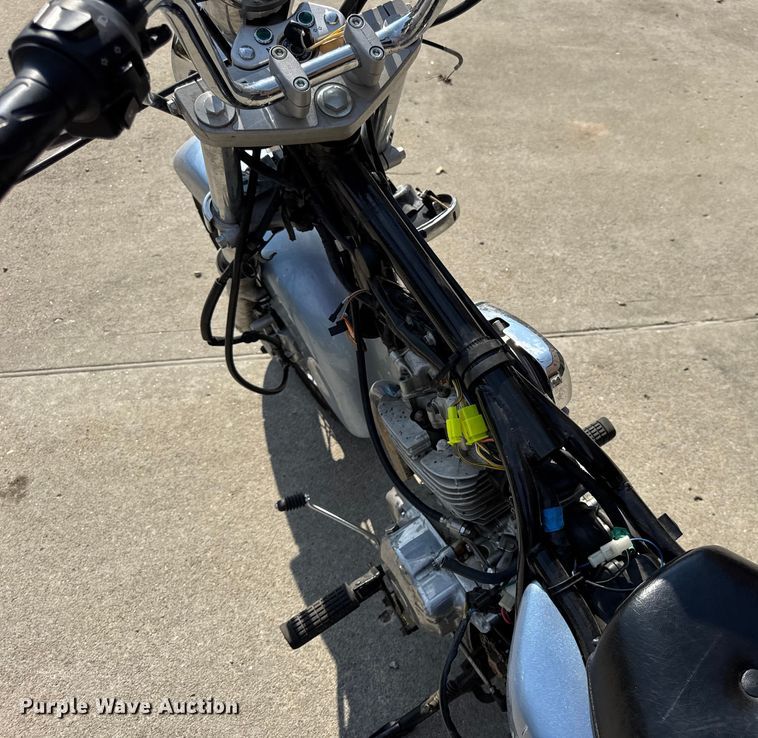 image for item EH7482 (2) Suzuki GZ250 motorcycles