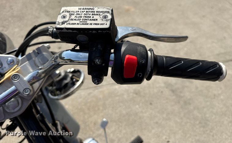 image for item EH7482 (2) Suzuki GZ250 motorcycles