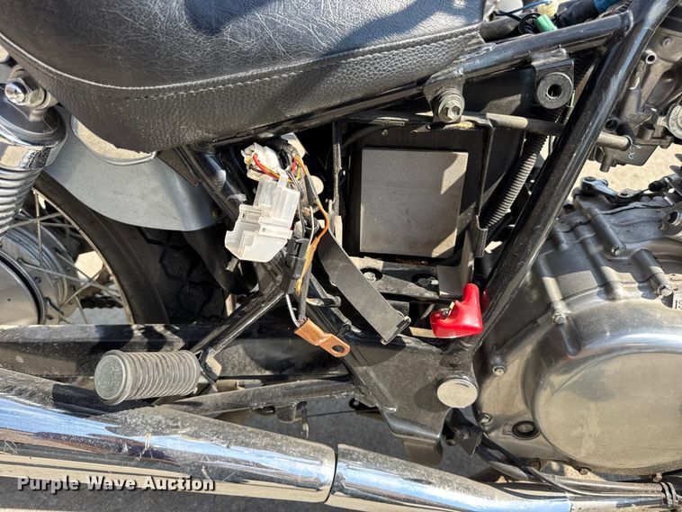 image for item EH7482 (2) Suzuki GZ250 motorcycles