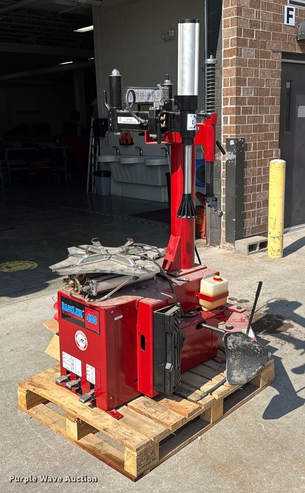 image for item EH7483 Coats Baseline 400 rim clamp tire machine