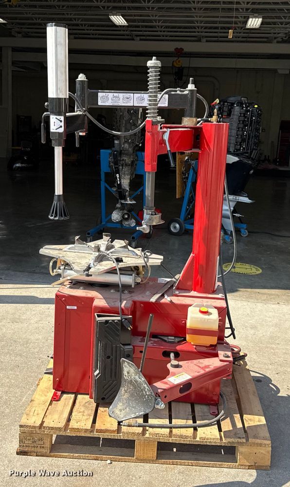 image for item EH7483 Coats Baseline 400 rim clamp tire machine