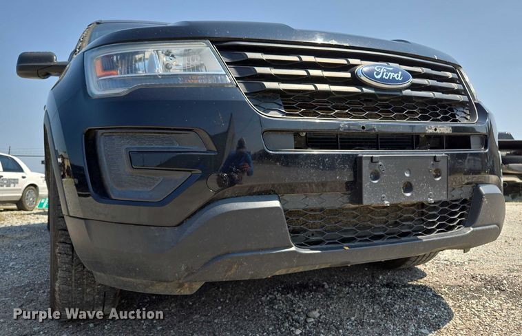 image for item EM0647 2018 Ford Explorer Police Interceptor SUV