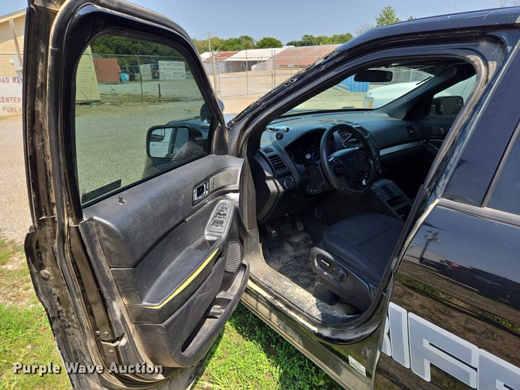 image for item EM0647 2018 Ford Explorer Police Interceptor SUV
