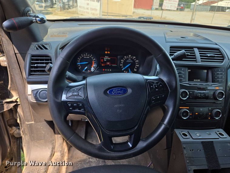 image for item EM0647 2018 Ford Explorer Police Interceptor SUV