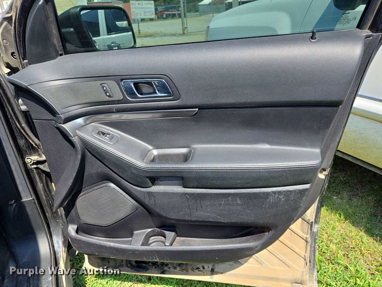 image for item EM0647 2018 Ford Explorer Police Interceptor SUV