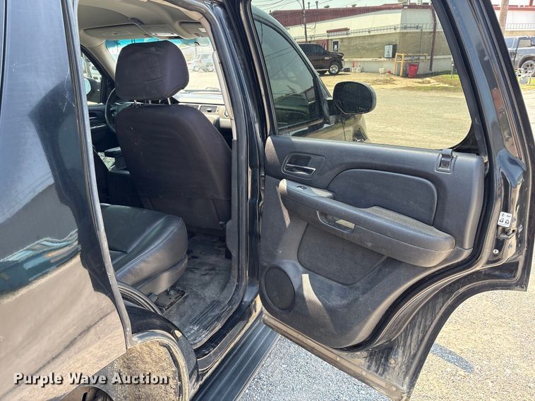 image for item EM0649 2011 Chevrolet Tahoe Police SUV