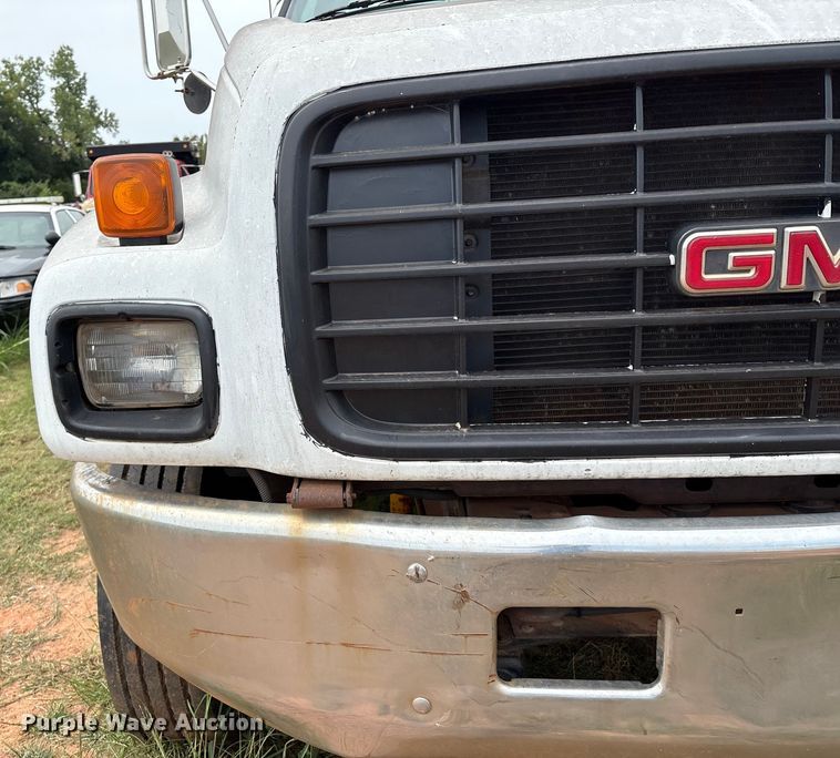 image for item EM0653 2000 GMC C6500 dump truck