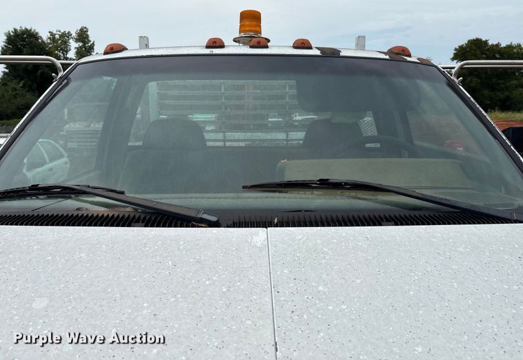 image for item EM0653 2000 GMC C6500 dump truck