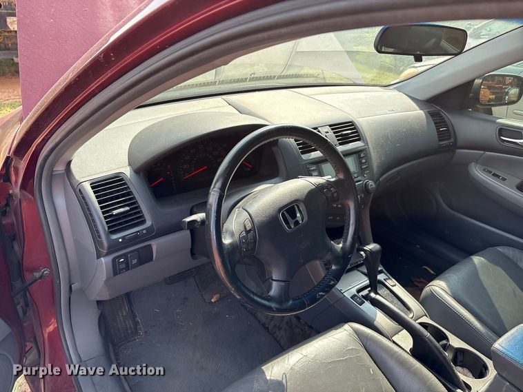 image for item EM0655 2005 Honda Accord Sedan
