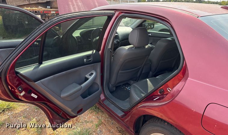 image for item EM0655 2005 Honda Accord Sedan
