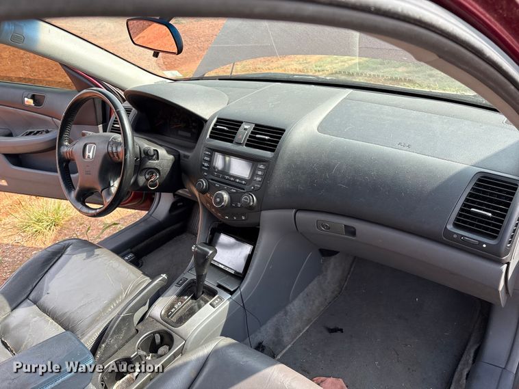 image for item EM0655 2005 Honda Accord Sedan