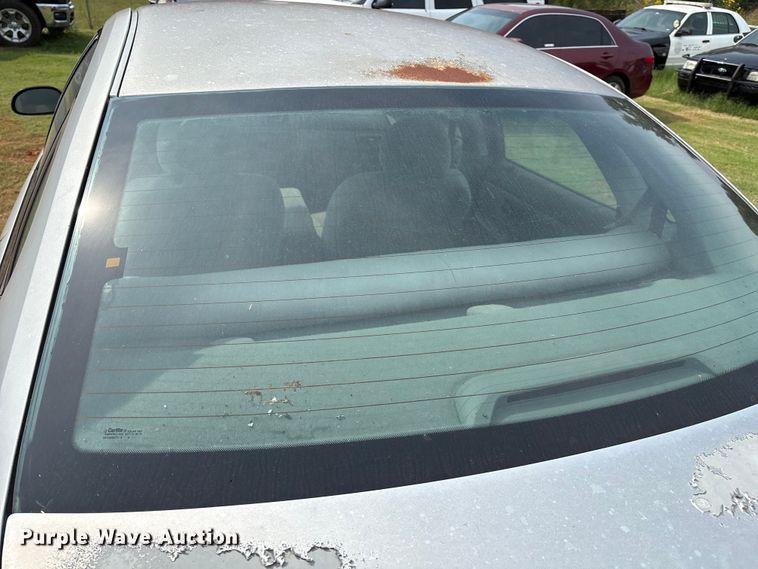 image for item EM0656 2004 Ford Taurus LX 