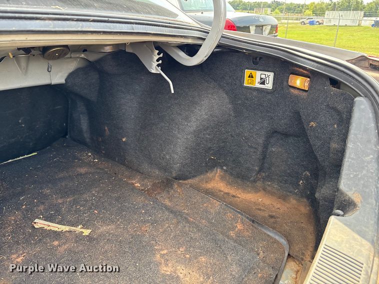 image for item EM0656 2004 Ford Taurus LX 