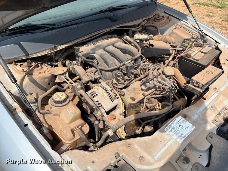 image for item EM0656 2004 Ford Taurus LX 