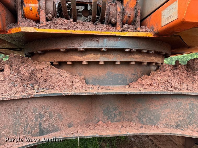 image for item EM0657 2006 Hitachi Zaxis 160LC excavator
