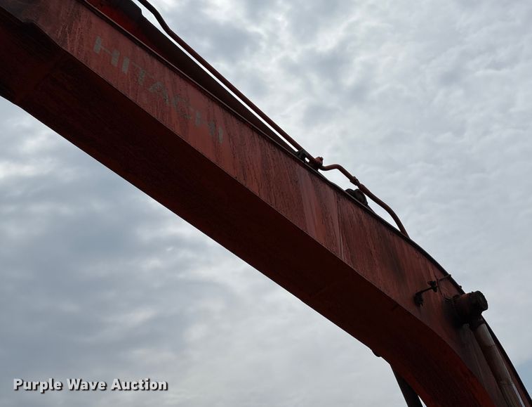 image for item EM0657 2006 Hitachi Zaxis 160LC excavator