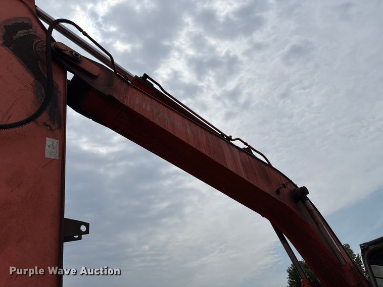 image for item EM0657 2006 Hitachi Zaxis 160LC excavator