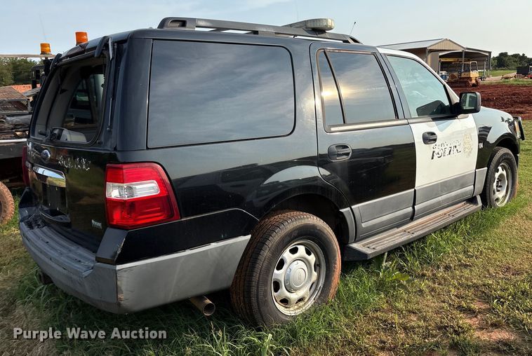 image for item EM0660 2010 Ford Expedition XLT SUV