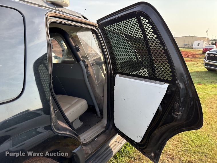 image for item EM0660 2010 Ford Expedition XLT SUV